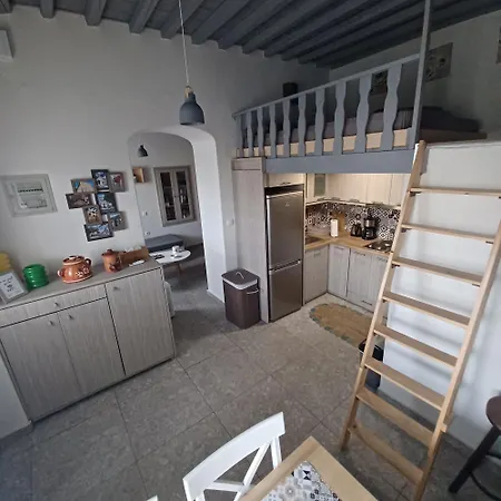 Traditional House In The Heart Of Naxos Dhamarionas