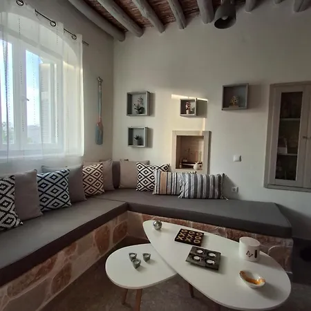 Traditional House In The Heart Of Naxos * Dhamarionas