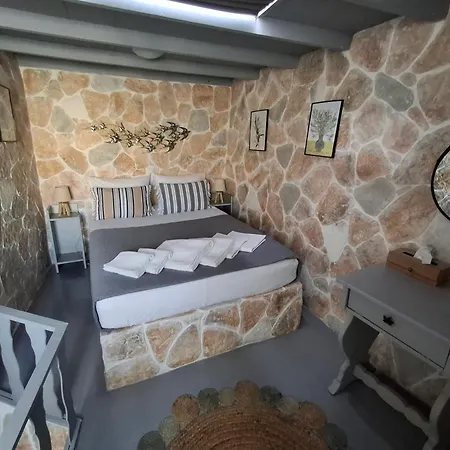 Traditional House In The Heart Of Naxos Dhamarionas